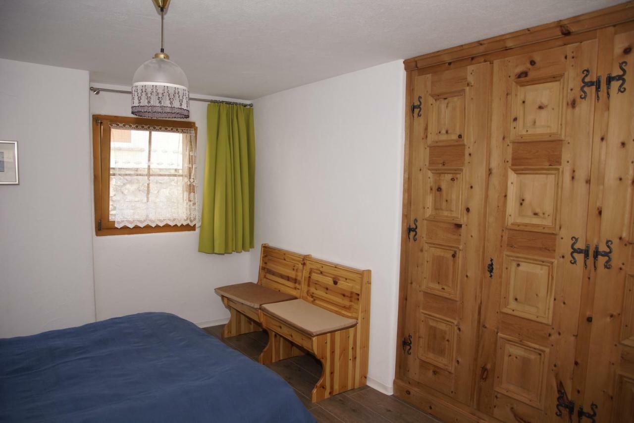 Chasa Melchior Apartment Zernez Exterior photo