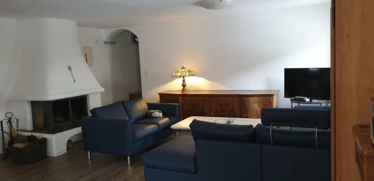 Chasa Melchior Apartment Zernez Exterior photo